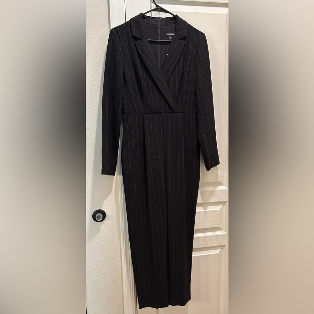 NEW w/tags Express Pinstriped Pantsuit